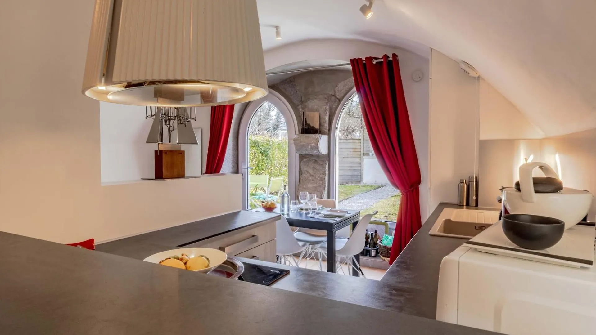 Eclat 3 Etoiles Parking Gratuit-Proche Lac Et Golf-Au Calme Talloires Apartment