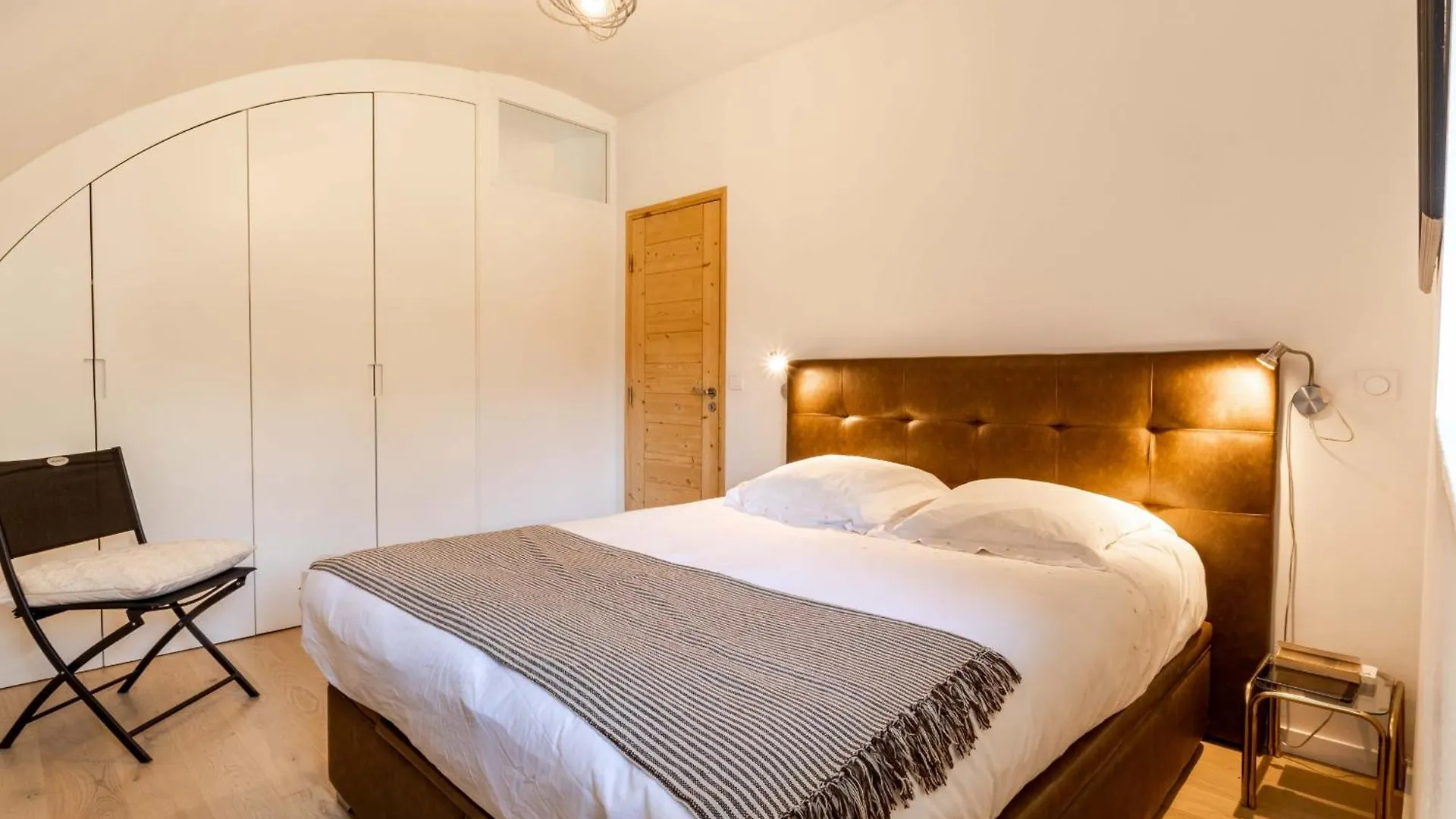 Apartment Eclat 3 Etoiles Parking Gratuit-Proche Lac Et Golf-Au Calme Talloires France